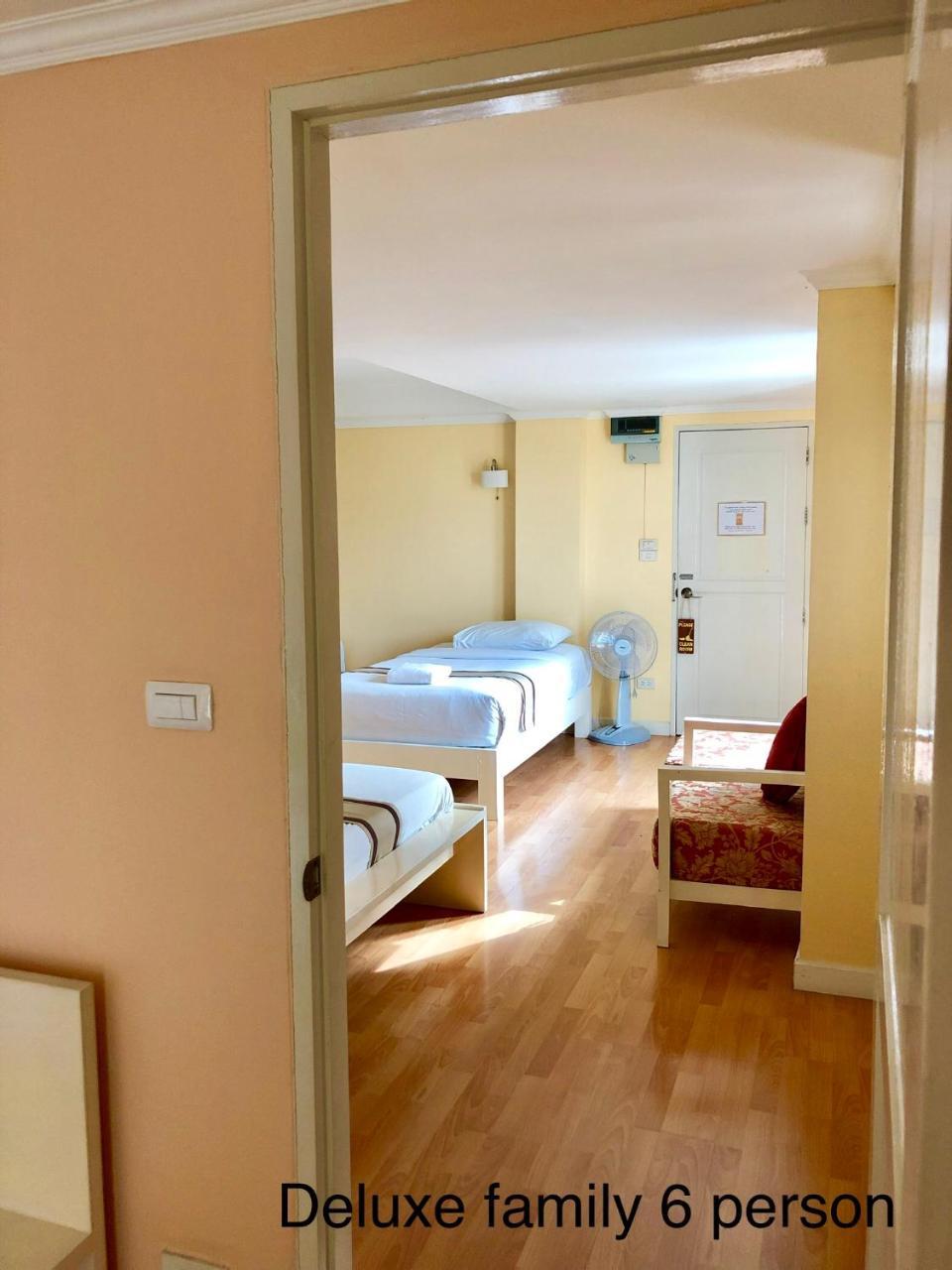 Triple Palms House Hotel Csiangmaj Kültér fotó