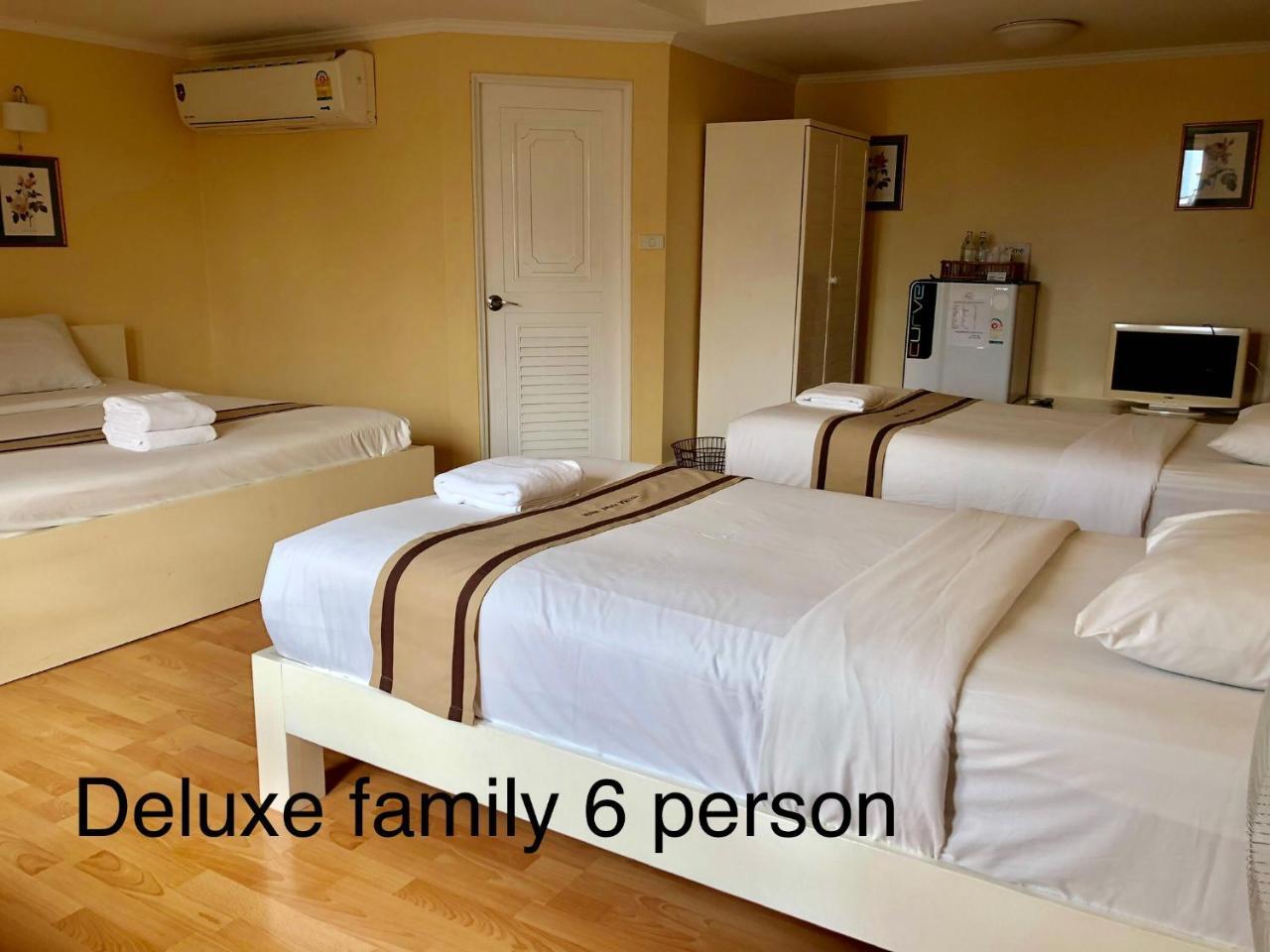 Triple Palms House Hotel Csiangmaj Kültér fotó