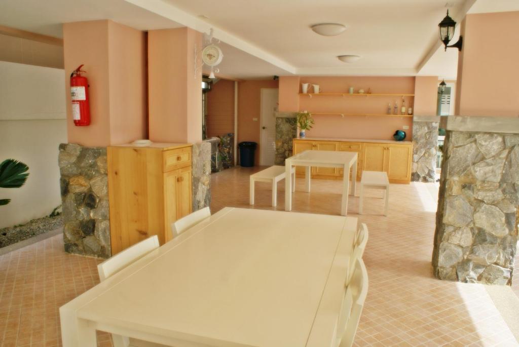 Triple Palms House Hotel Csiangmaj Kültér fotó
